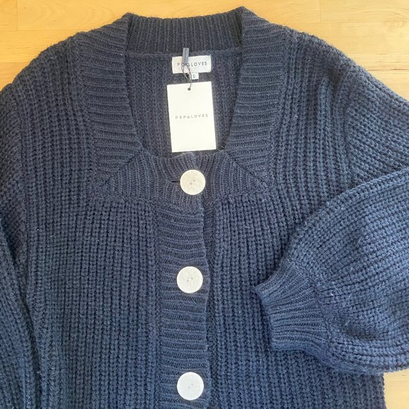 Pepaloves Square Neck Cardigan Small - Picture 3 of 3